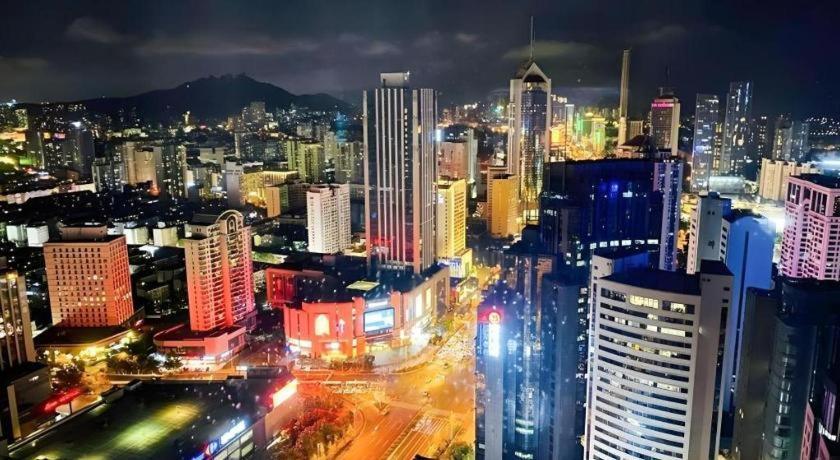 Grand Madison Qingdao Harbour-View Central（Former Qingdao Farglory Hotel） Ngoại thất bức ảnh